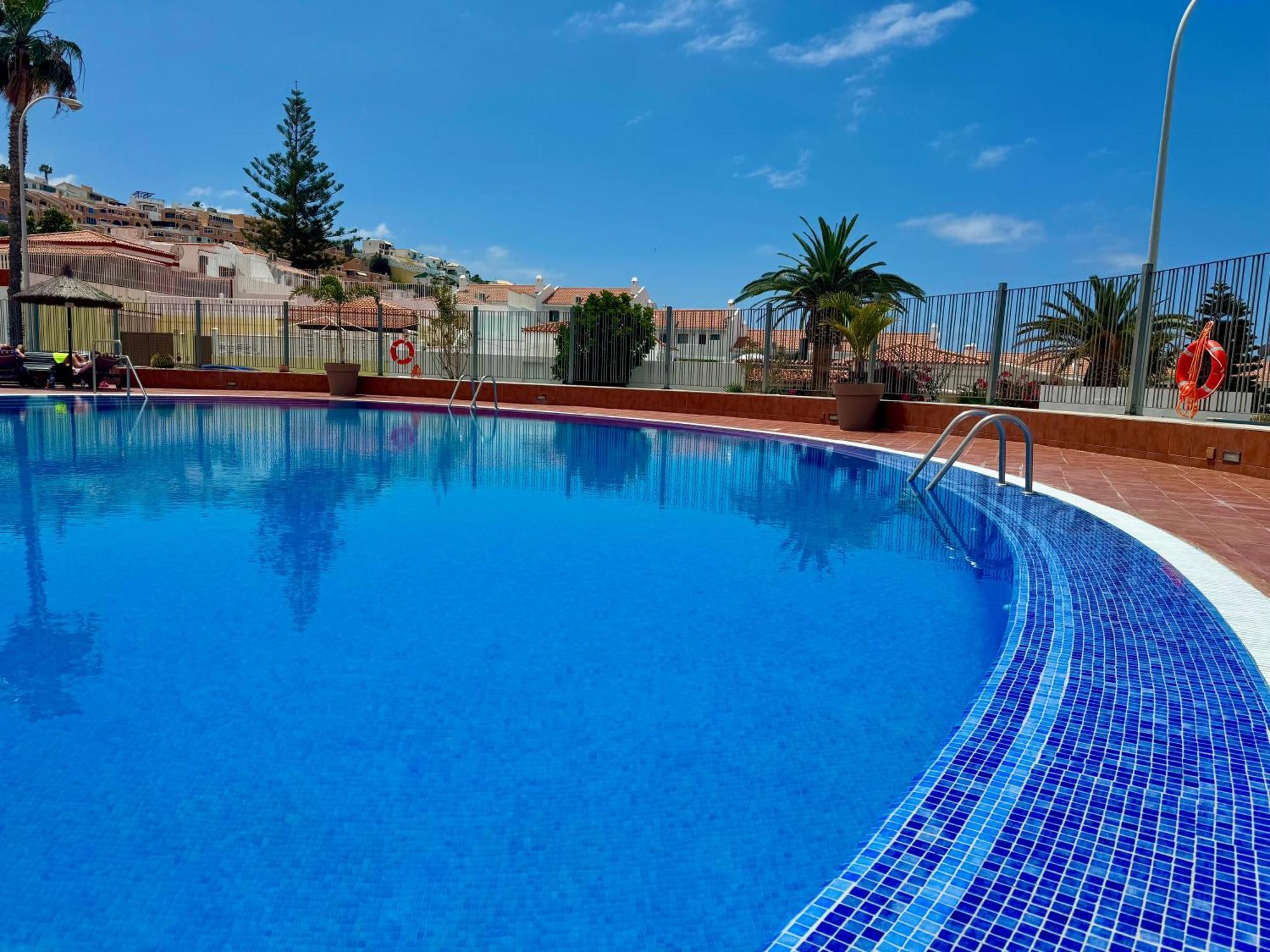 Stunning Apartments With Pool Tenerife Адехе Экстерьер фото